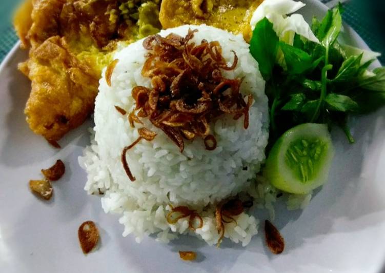 Detail Gambar Nasi Uduk Komplit Nomer 42