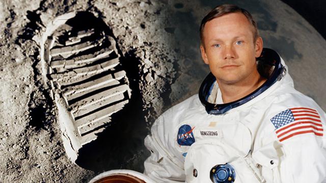 Detail Gambar Neil Armstrong Di Bulan Nomer 19