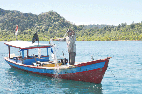 Detail Gambar Nelayan Di Laut Nomer 19