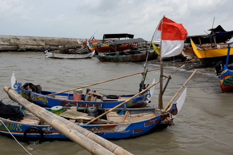 Detail Gambar Nelayan Mencari Ikan Nomer 33