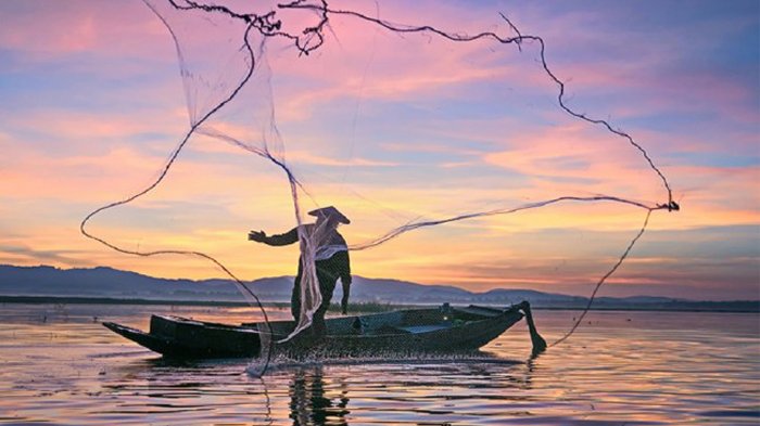 Detail Gambar Nelayan Tradisional Nomer 6