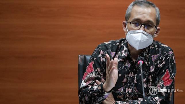 Detail Gambar Neponisme Dan Keteramgan Nomer 31