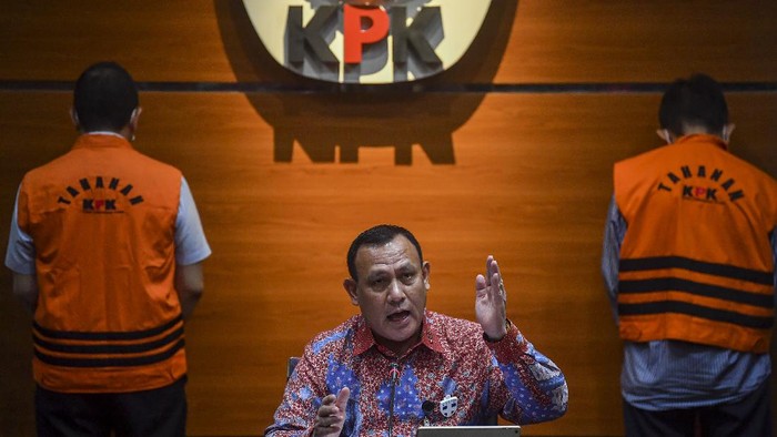 Detail Gambar Neponisme Dan Keteramgan Nomer 5