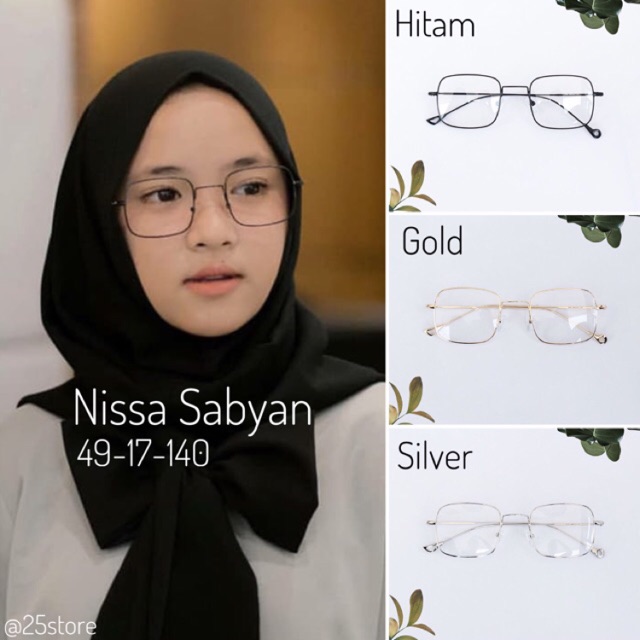 Detail Gambar Nissa Sabyan Pakai Kacamata Nomer 17