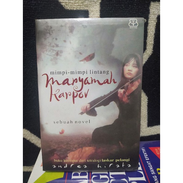 Detail Gambar Novel Maryamah Karpov Nomer 15