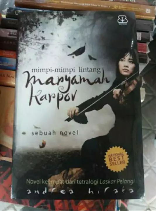 Detail Gambar Novel Maryamah Karpov Nomer 8