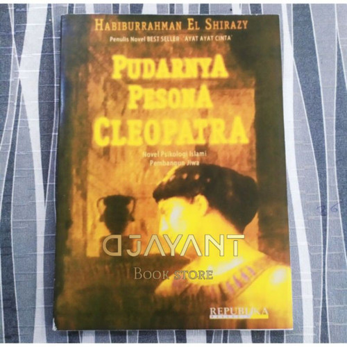 Detail Gambar Novel Pudarnya Pesona Cleopatra Nomer 27