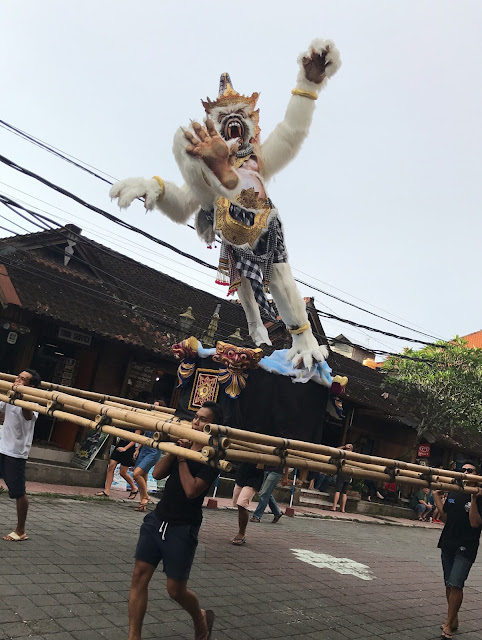 Detail Gambar Ogoh Ogoh Rahwana Vs Hanoman Nomer 25