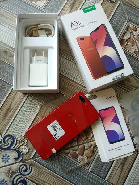 Detail Gambar Oppo A3s Nomer 42