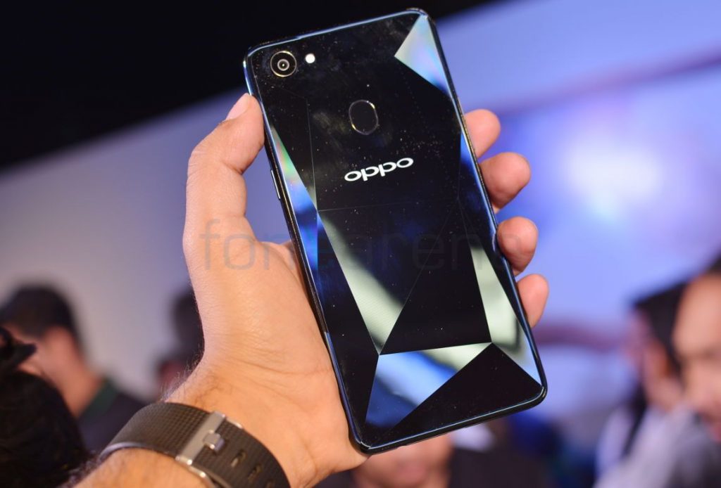 Gambar Oppo F7 Diamond Black - KibrisPDR