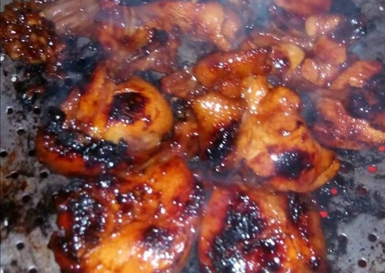 Detail Gambar Orang Bakar Ayam Nomer 16