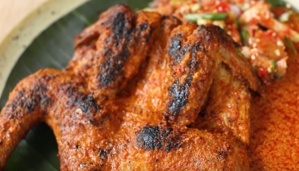 Detail Gambar Orang Bakar Ayam Nomer 33