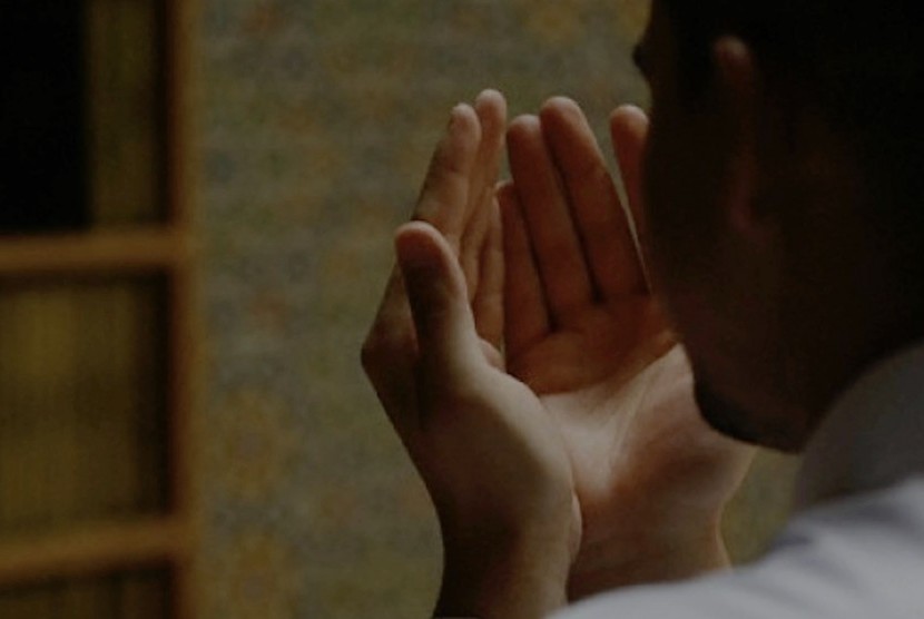 Detail Gambar Orang Berdoa Dalam Islam Nomer 42