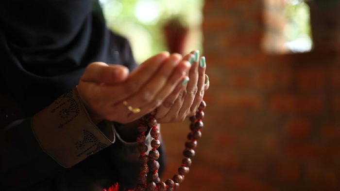 Detail Gambar Orang Berdoa Dalam Islam Nomer 51