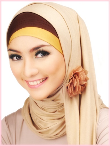 Detail Gambar Orang Berkerudung Nomer 42