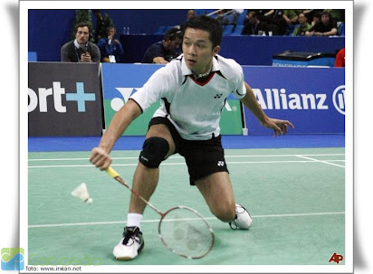 Detail Gambar Orang Bermain Badminton Nomer 30