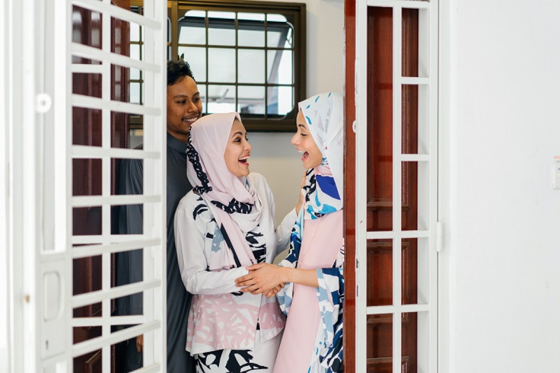 Detail Gambar Orang Bertamu Nomer 7