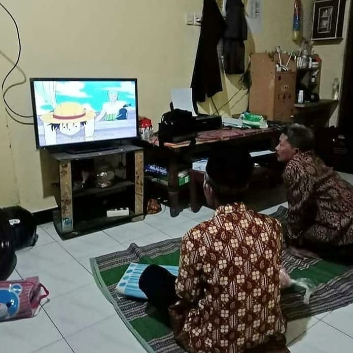Detail Gambar Orang Bertamu Nomer 9