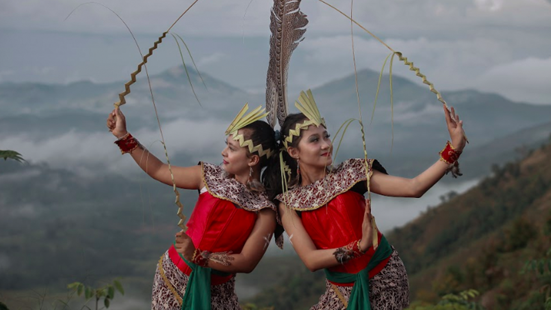 Detail Gambar Orang Dayak Asli Nomer 21