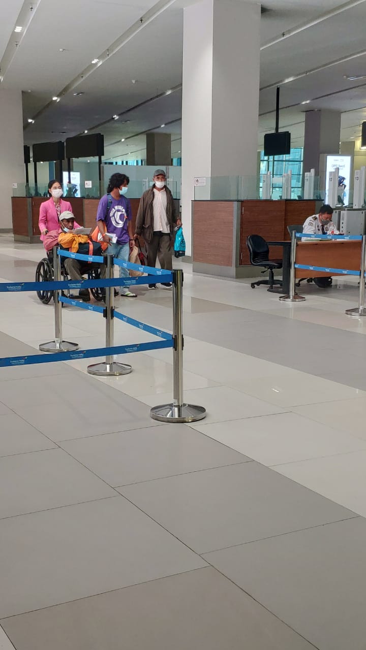 Detail Gambar Orang Di Rumah Sakit Nomer 51