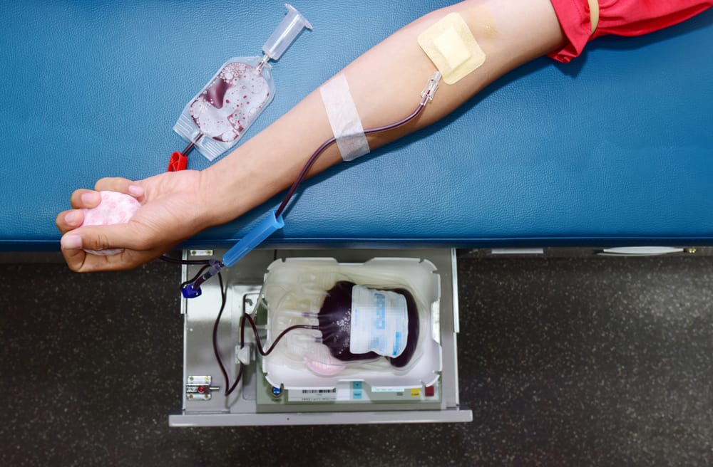 Detail Gambar Orang Donor Darah Nomer 34