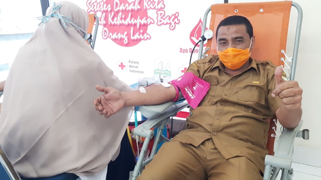 Detail Gambar Orang Donor Darah Nomer 35