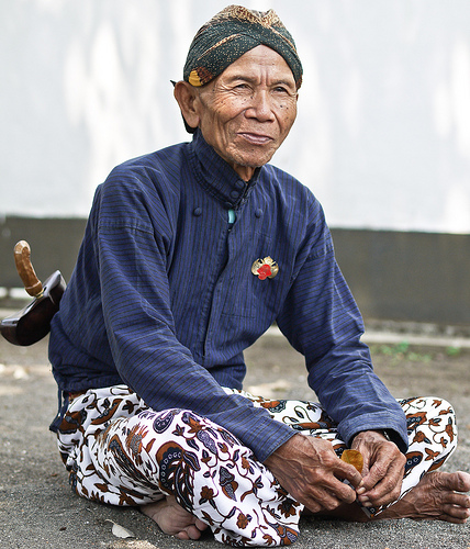 Detail Gambar Orang Jawa Pakai Blangkon Nomer 11