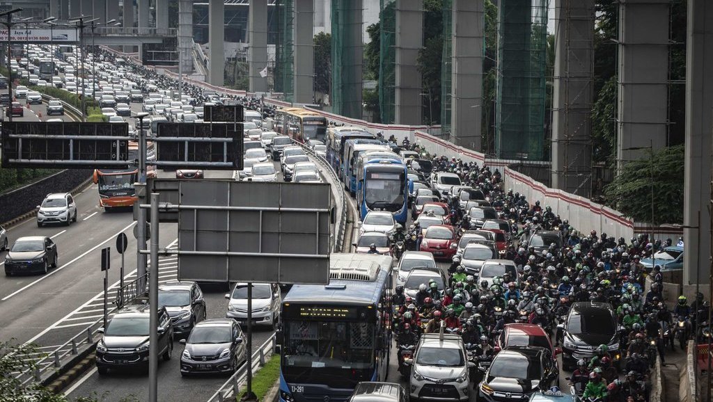 Detail Gambar Orang Marah Karena Macet Nomer 5