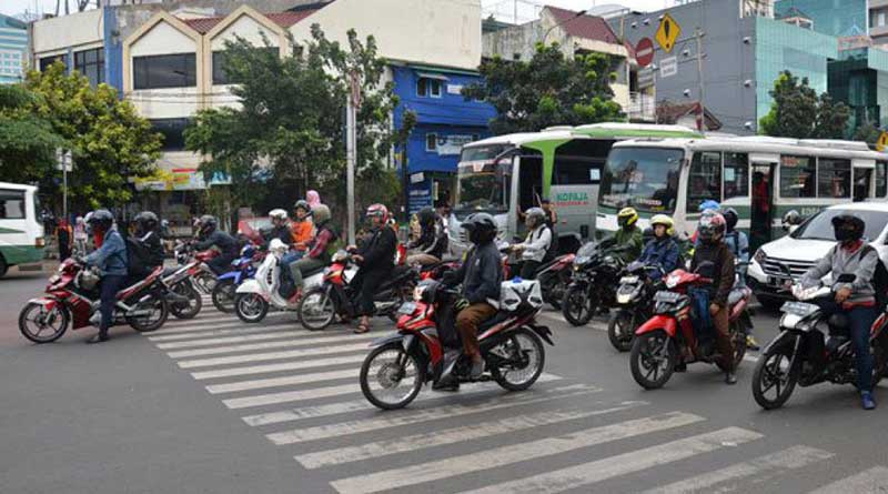 Detail Gambar Orang Melanggar Lalu Lintas Nomer 8