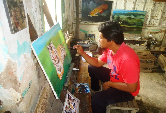 Detail Gambar Orang Melukis Nomer 34