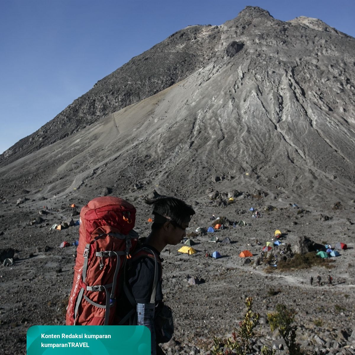 Detail Gambar Orang Mendaki Gunung Nomer 35