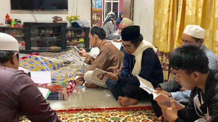 Detail Gambar Orang Meninggal Di Rumah Nomer 16