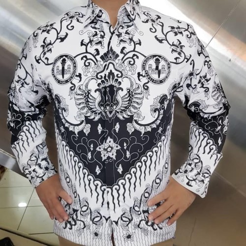 Detail Gambar Orang Pakai Baju Pgri Nomer 20