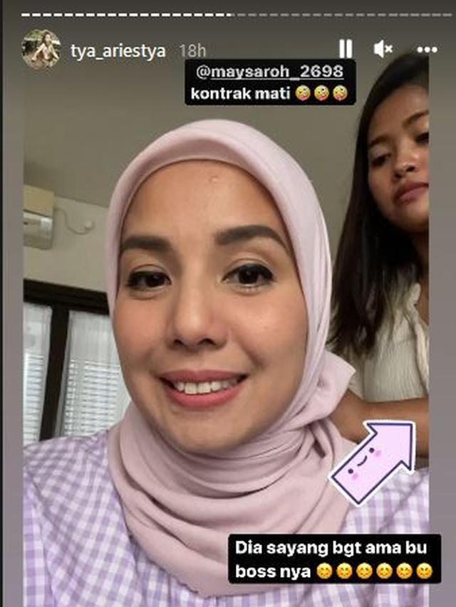 Detail Gambar Orang Sedang Minta Maaf Foto Pasasngan Berhijab Nomer 57