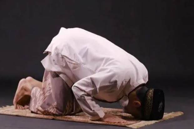 Detail Gambar Orang Sholat Subuh Nomer 43