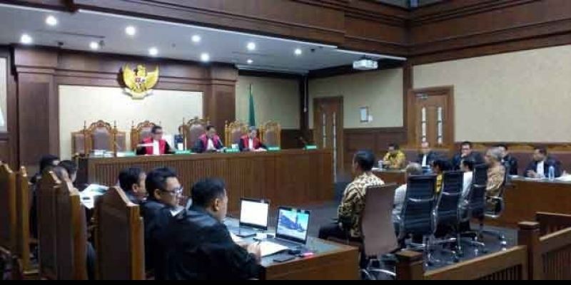 Detail Gambar Orang Sidang Nomer 32