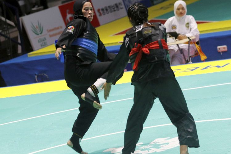 Detail Gambar Orang Silat Nomer 43