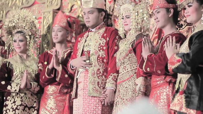 Detail Gambar Orang Suku Minang Nomer 20