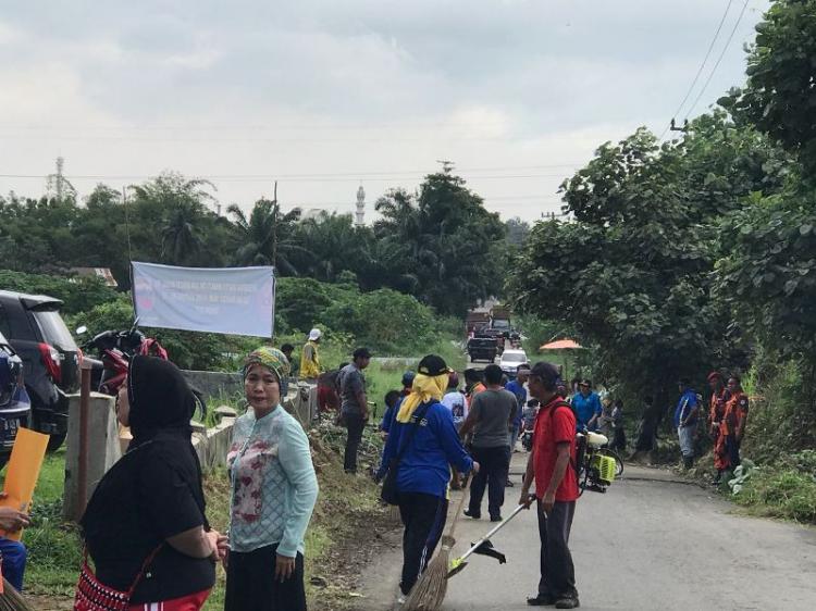 Detail Gambar Orang Tak Peduli Gotong Royong Nomer 9