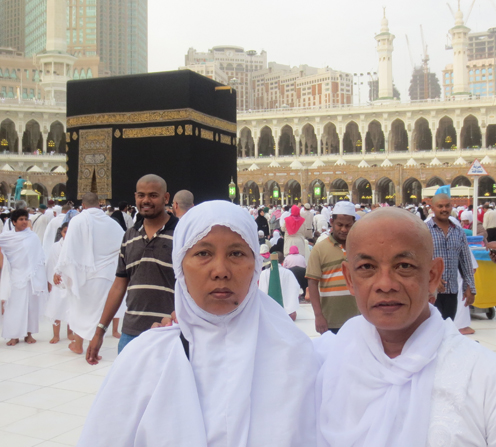 Detail Gambar Orang Tua Umroh Nomer 22