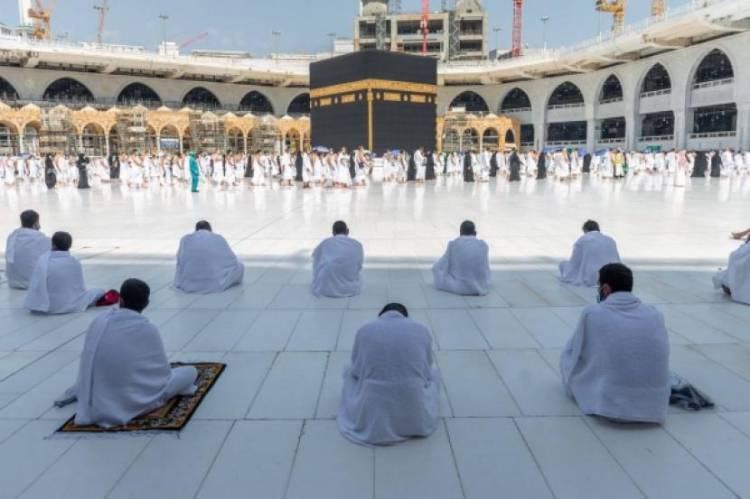 Detail Gambar Orang Tua Umroh Nomer 23