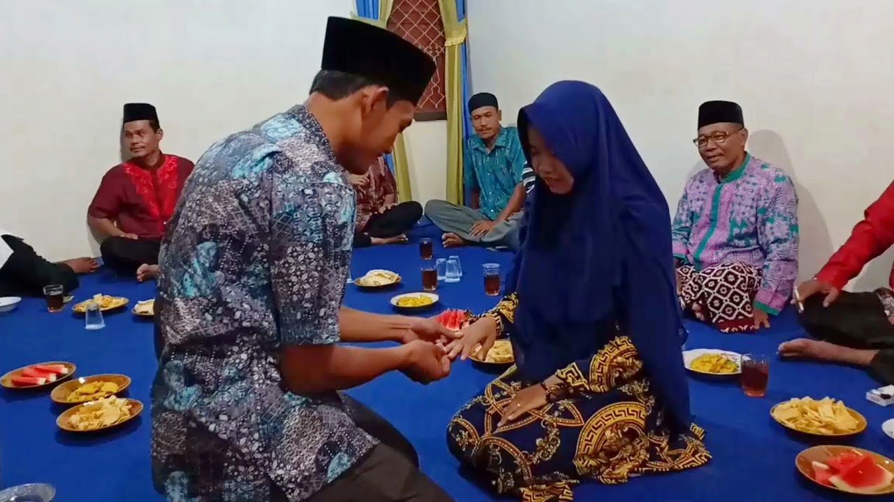 Gambar Orang Tunangan Sederhana - KibrisPDR