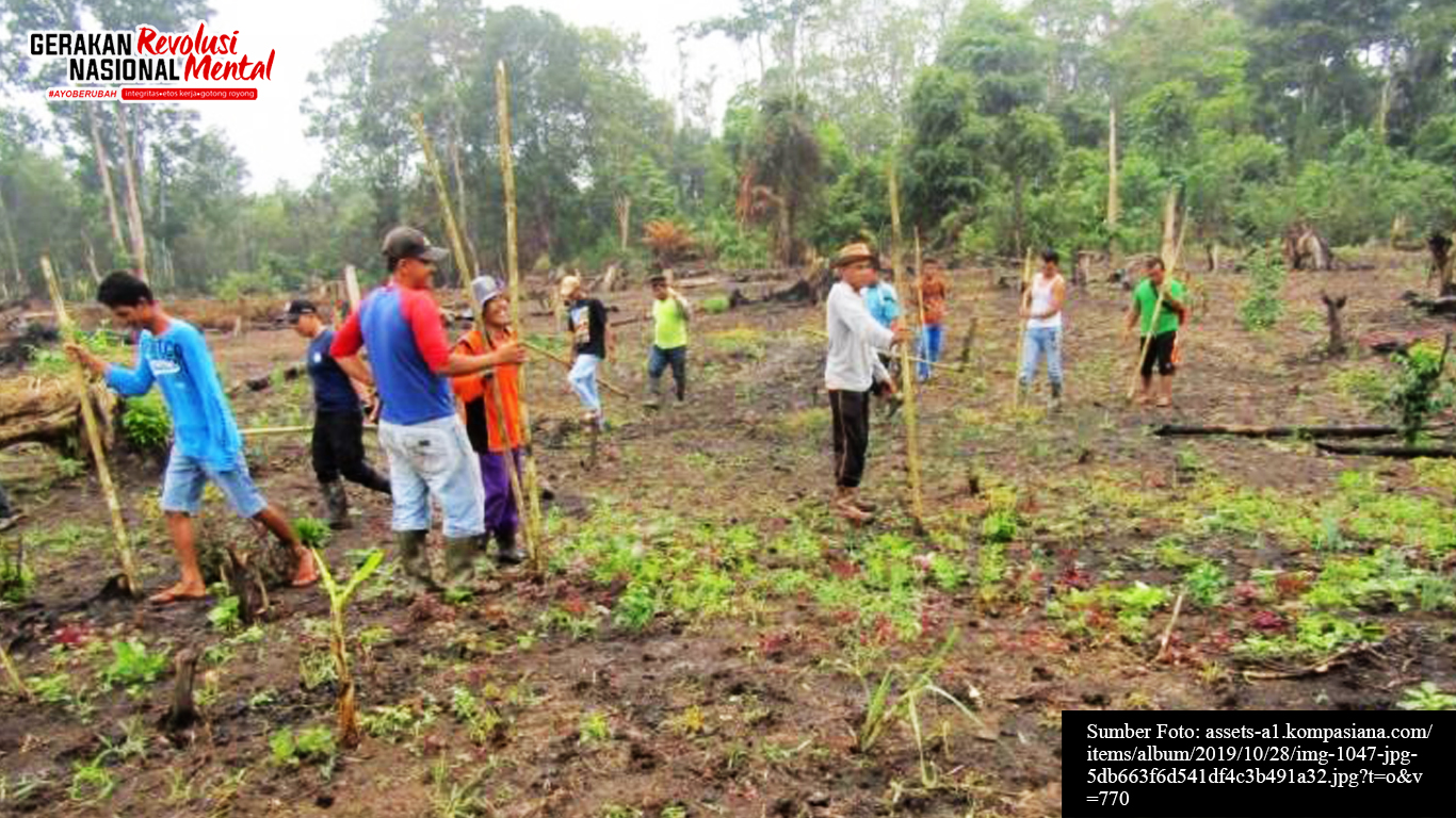 Detail Gambar Orang Yang Sedang Gotong Royong Nomer 26