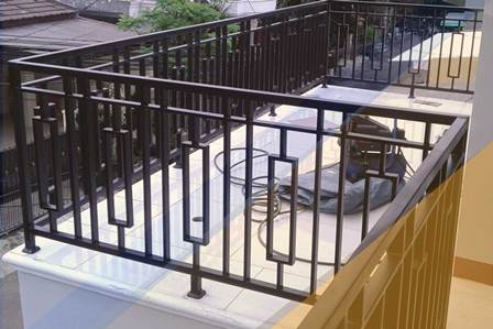 Detail Gambar Pagar Balkon Nomer 16