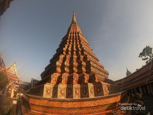 Detail Gambar Pagoda Thailand Nomer 56