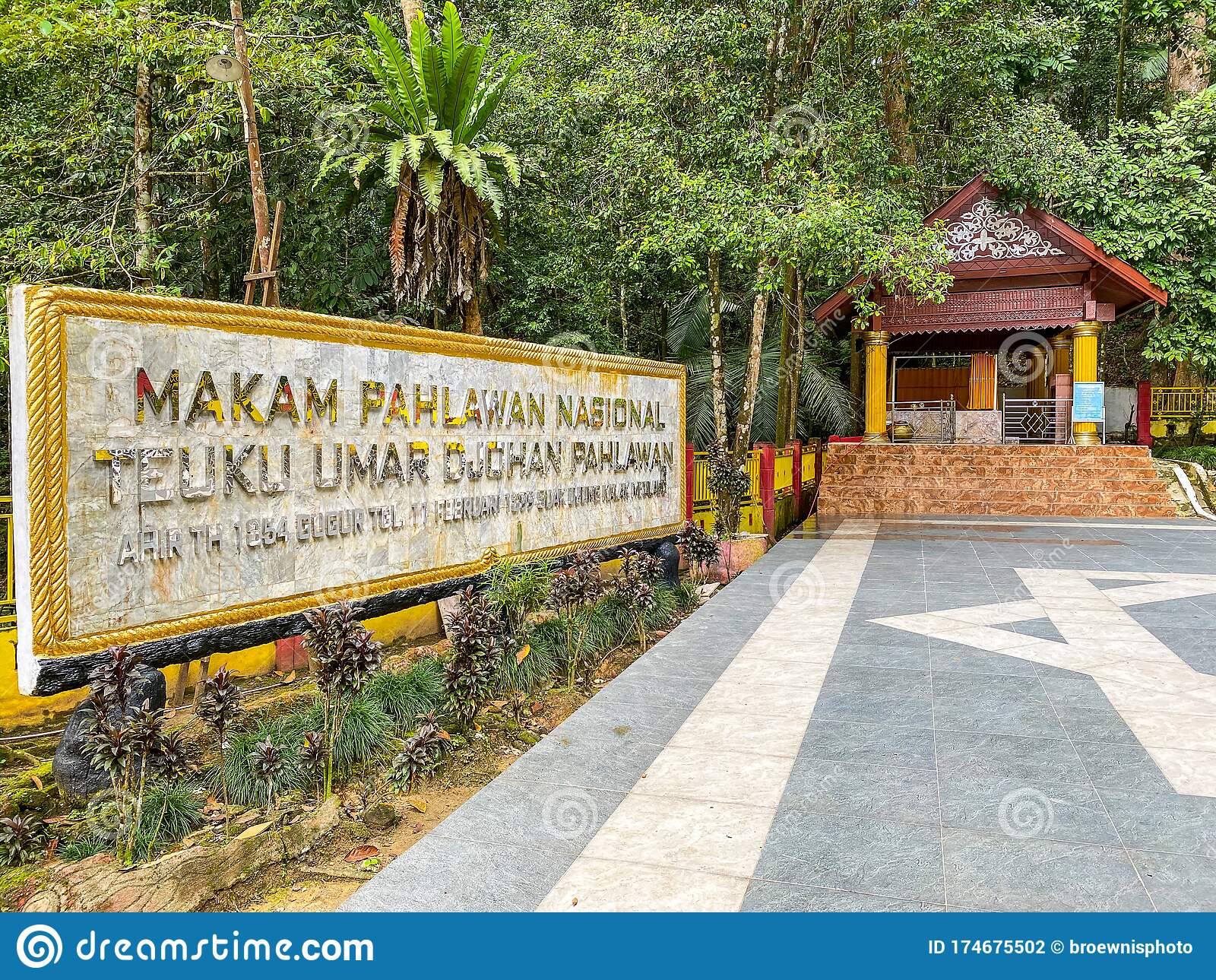 Detail Gambar Pahlawan Indonesia Teuku Umar Nomer 27