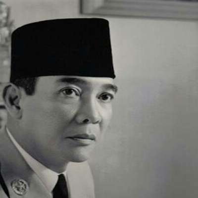 Detail Gambar Pahlawan Jenderal Soedirman Dan Ir Soekarno Nomer 13