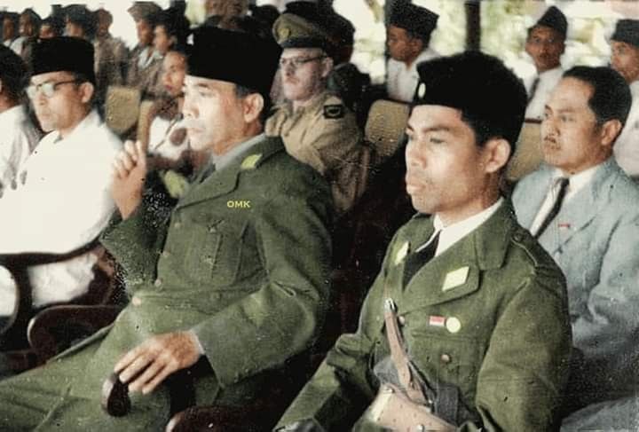 Detail Gambar Pahlawan Jenderal Soedirman Dan Ir Soekarno Nomer 6