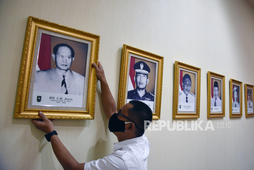 Detail Gambar Pahlawan Sumatera Utara Nomer 45