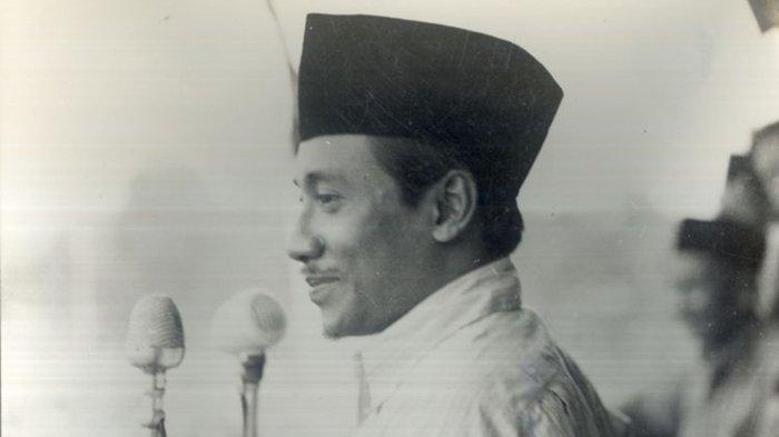 Detail Gambar Pahlawan Sutomo Nomer 47